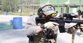 Instrutor Zero, um dos maiores atiradores do mundo, realizará treinamentos no Brasil