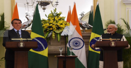 Durante visita de Bolsonaro à Índia, Taurus assina joint-venture com grupo indiano