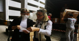 Hospitais de Clínicas e Conceição recebem 3 mil protetores faciais